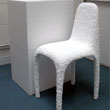 Этот декоративный стул будет идеально вписываться в большинство интерьеров